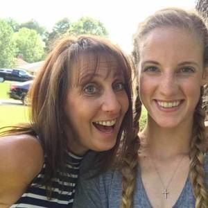 Meet your Posher, Gabrielle